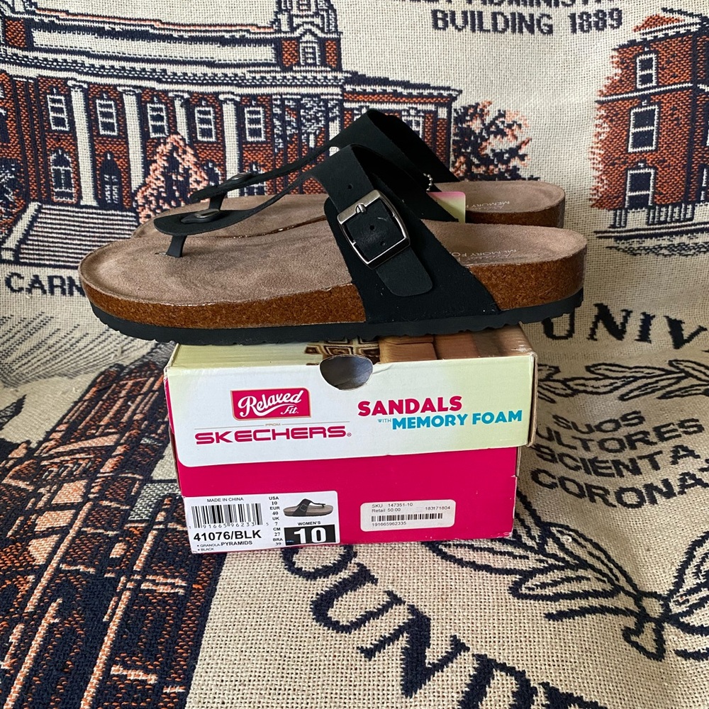 Skechers Granola Pyramids Sandals - Picture 7 of 7